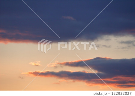 冬の夕焼雲 122922027