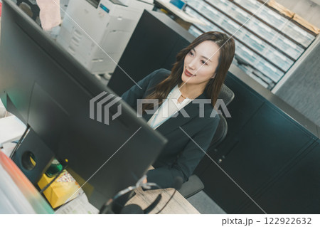 オフィスワーク オフィスワーク 122922632