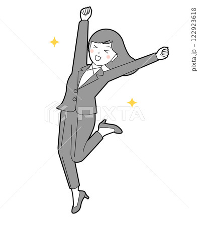 両手を上げてジャンプする女性 122923618