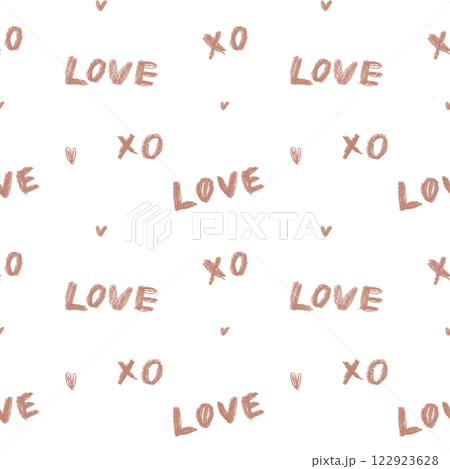 Seamless hand-drawn crayon love pattern with xo and hearts in warm tones on white background 122923628