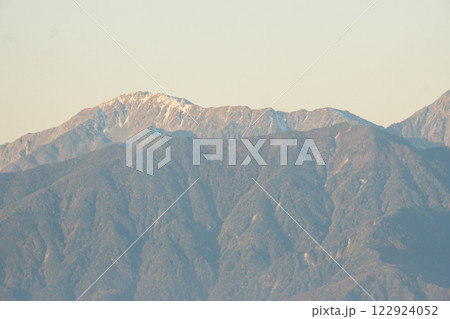 金峰山、鷹見岩と周辺の景色 122924052