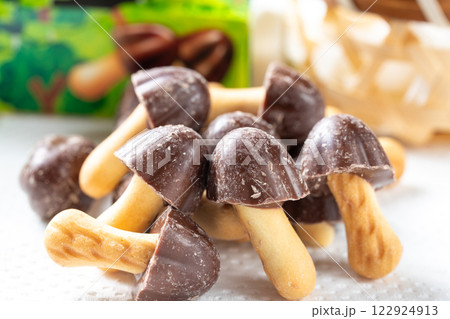 きのこの山 チョコレ-ト きのこの山 チョコレ-ト 122924913