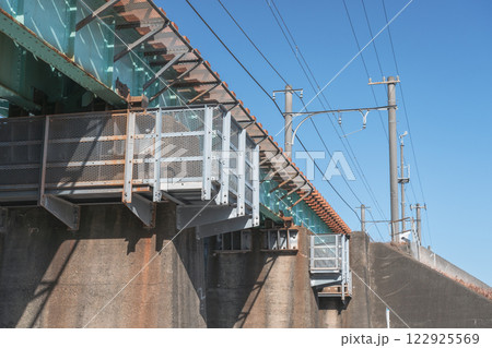 相鉄厚木線（貨物線）の陸橋 122925569