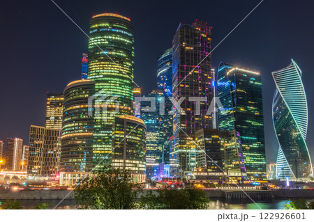 Moscow city at summer night. Modern skyscrapers in Moscow-city downtown. Moscow, Russia Moscow city at summer night. Modern skyscrapers in Moscow-city downtown. Moscow, Russia 122926601