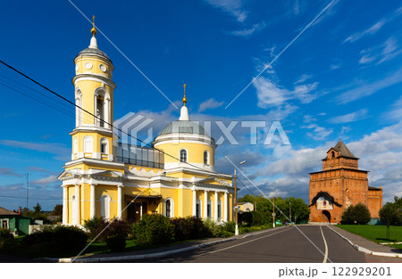 View of the ancient Pyatnitskie Gates in the Kolomna View of the ancient Pyatnitskie Gates in the Kolomna 122929201