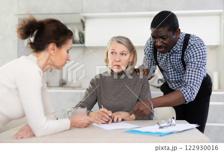 Mature woman relatives tell her who to include in her testament Mature woman relatives tell her who to include in her testament 122930016