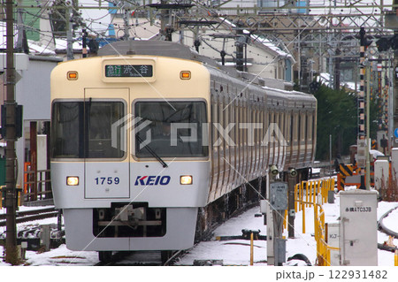 ［IN］冬の京王井の頭線1000系電車 （急行：渋谷⇔吉祥寺） 122931482