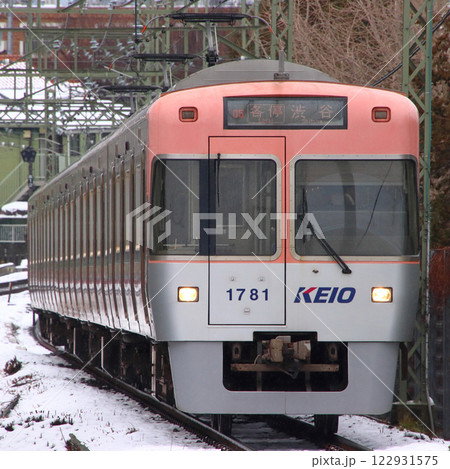 ［IN］冬の京王井の頭線1000系電車 （各停：渋谷⇔吉祥寺） 122931575