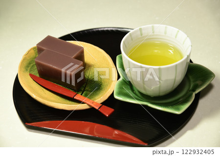 御菓子司 西善「玄冬花」  【奈良県吉野郡東吉野村】 御菓子司 西善「玄冬花」  【奈良県吉野郡東吉野村】 122932405