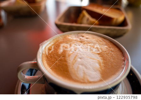 おいしいカプチーノ おいしいカプチーノ 122935798