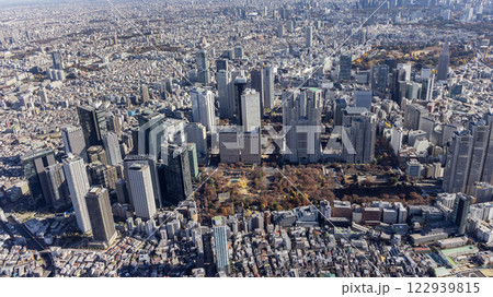 東京 空撮 ドローン撮影 新宿 都庁 東京 空撮 ドローン撮影 新宿 都庁 122939815