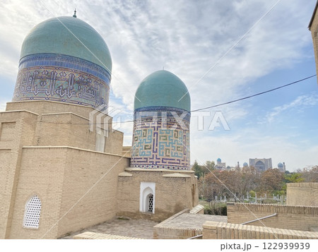 シャーヒ・ズィンダ廟群 122939939