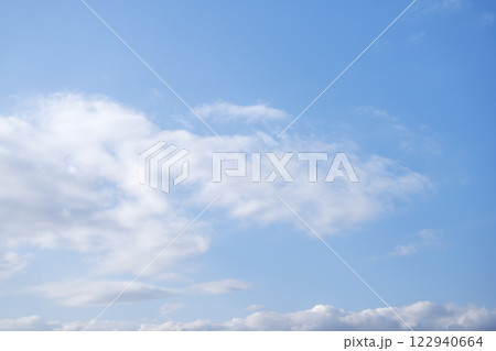 春空 青空 春 2月 イメージ 【神奈川県 平塚市】 122940664