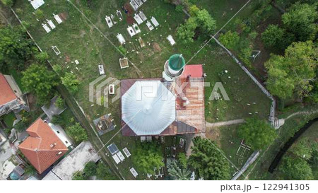 Jeni Mosque 122941305