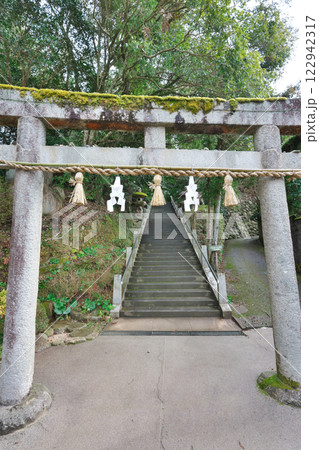 玉作湯神社二の鳥居(玉造温泉:松江市) 玉作湯神社二の鳥居(玉造温泉:松江市) 122942317