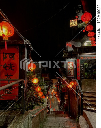台湾　九份　夜景　 122946033