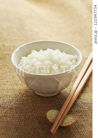 炊き立ての白ごはん 122947734