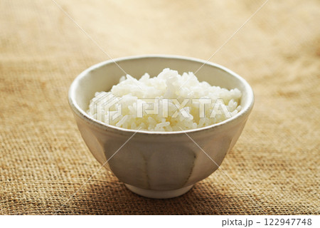 炊き立ての白ごはん 122947748