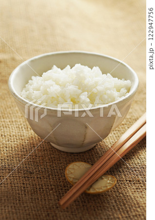 炊き立ての白ごはん 122947756