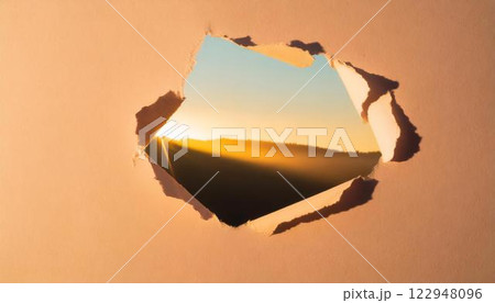 破れた紙と夕暮れの風景 破れた紙と夕暮れの風景 122948096
