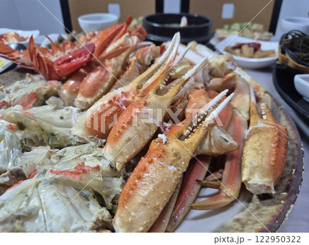 Korean seafood dishes. Korean king Crab and lobster 122950322