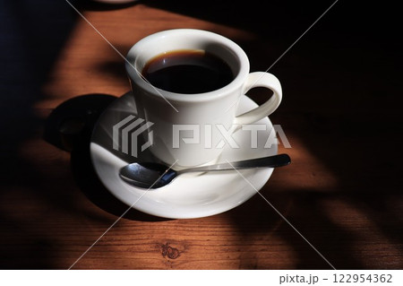 コーヒー 122954362