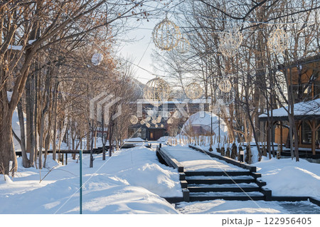 北海道 札幌市 冬の山渓の風景 北海道 札幌市 冬の山渓の風景 122956405