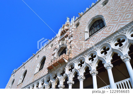 Doges Palace in Venice. The Venice finds several pedestrian streets and squares with beautiful architecture 122956685