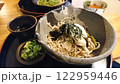 夏野菜たっぷりの蕎麦を食べる 122959446