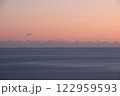 マジックアワーの海 122959593