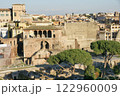 イタリア・ローマの旧市街 122960009