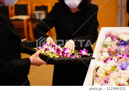 お別れの儀 お別れの儀 122960152