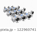 たくさんの机が並ぶオフィスで、ノートパソコンを操作して仕事するビジネスマンたち 122960741