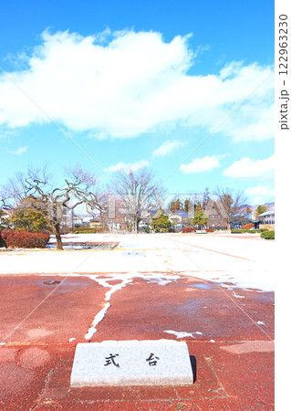 長野県松本市、松本城二の丸御殿跡の風景 長野県松本市、松本城二の丸御殿跡の風景 122963230