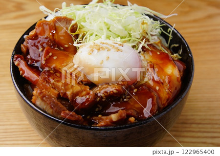 やわらか焼き豚丼 やわらか焼き豚丼 122965400