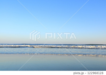 千葉県・九十九里町・豊海海岸 千葉県・九十九里町・豊海海岸 122968128