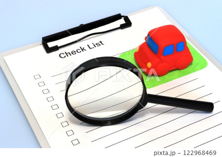 車点検（車査定・車メンテイメージ） 122968469