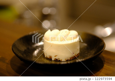 お家デザートのチーズケーキ 122973594