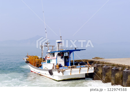 Fishing boat 122974588