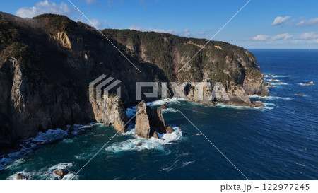 北山崎の断崖絶壁（空撮） - 岩手県下閉伊郡田野畑村,日本 122977245