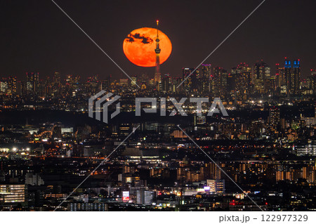 《東京都》月の出・東京全景都市夜景 122977329