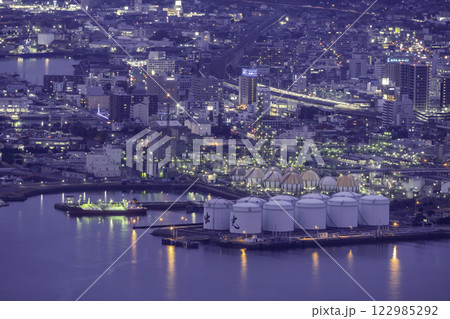 徳山　徳山駅周辺の夜景　山口県周南市 122985292