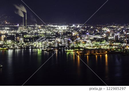 徳山　徳山駅周辺の夜景　山口県周南市 122985297