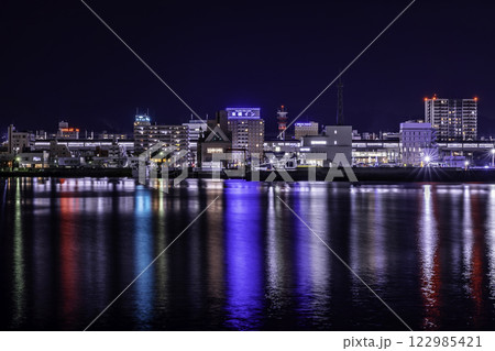 徳山 徳山駅周辺の夜景 山口県周南市 徳山 徳山駅周辺の夜景 山口県周南市 122985421