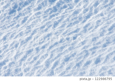 美しい雪面模様【積雪風景イメージ】 122986795