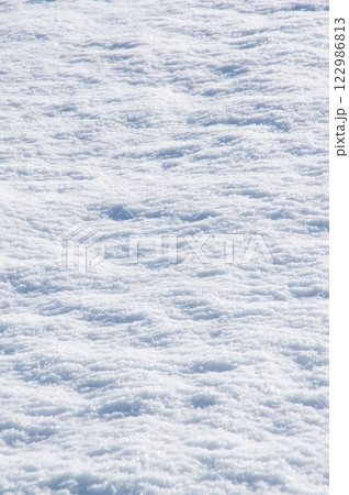 美しい雪面模様【積雪風景イメージ】 122986813