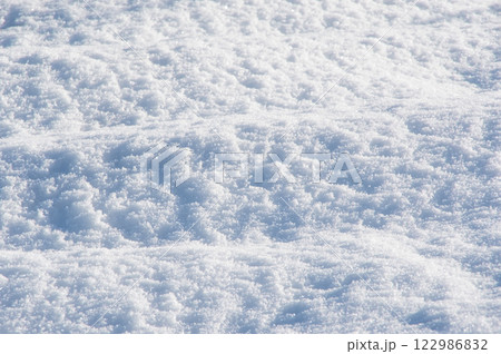 美しい雪面模様【積雪風景イメージ】 122986832