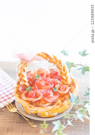 薔薇のバスケットパイ 122989935