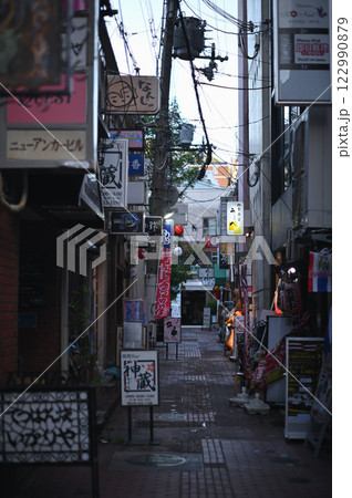 飲みストリート 122990879