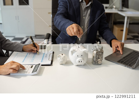 successful savings money and finance accounting. successful savings money and finance accounting. 122991211